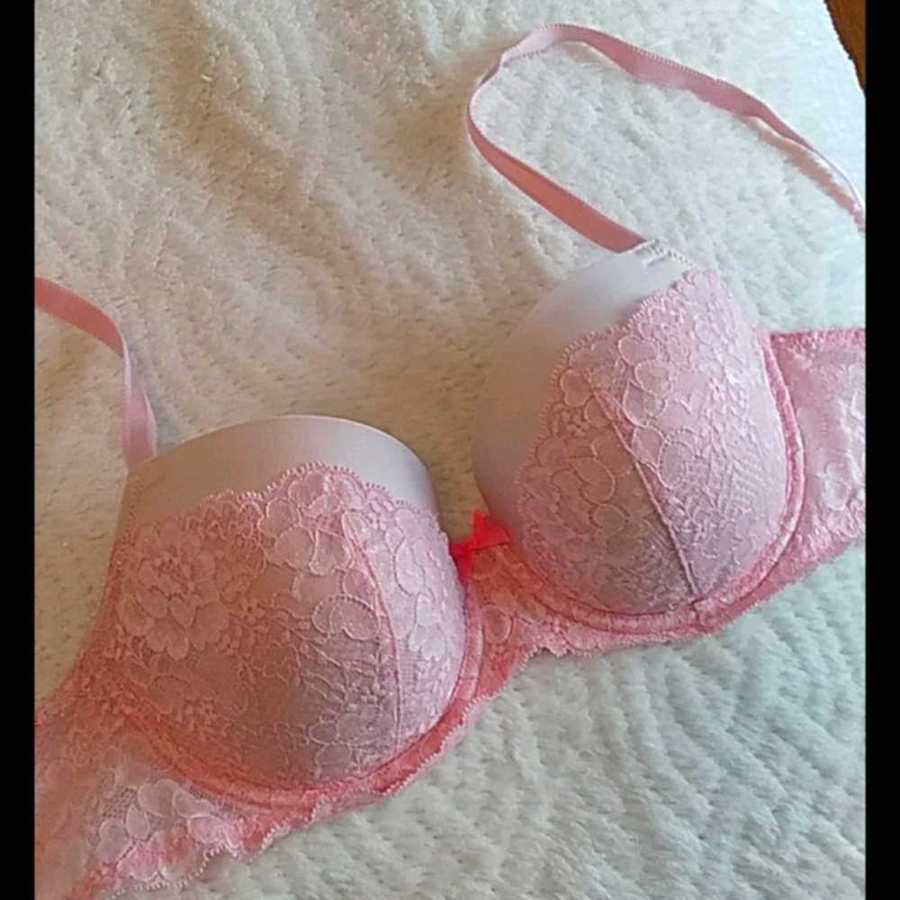 VS Dream Angels Demi Bra 36D Pink w lace